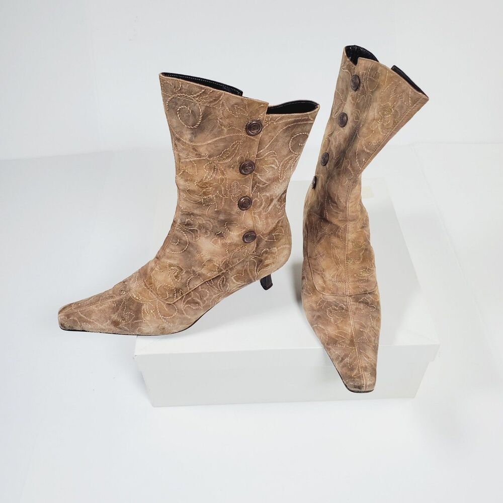 Versani Women’s Boots Size 7.5 AA Brown Suede Mid-Calf Victorian Inspired